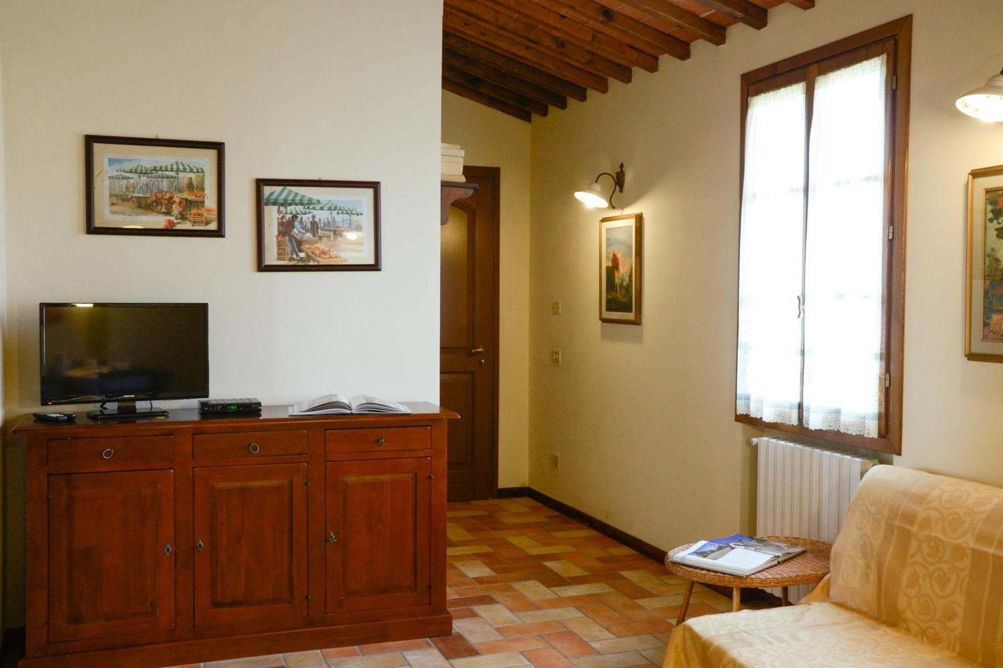 Agriturismo Corte In Poggio Stabbia Room photo